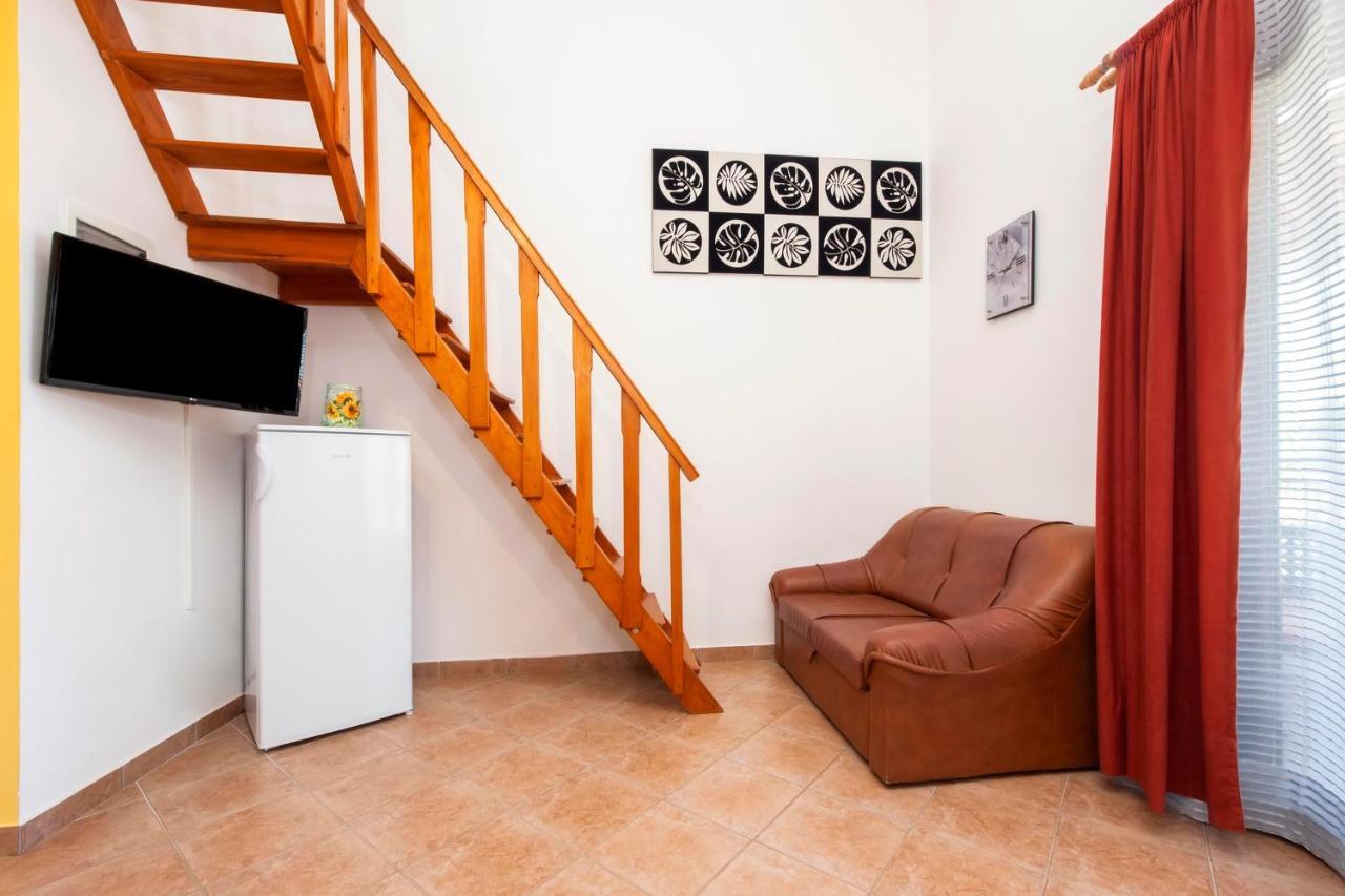 Apartments Adria Rovinj Luaran gambar