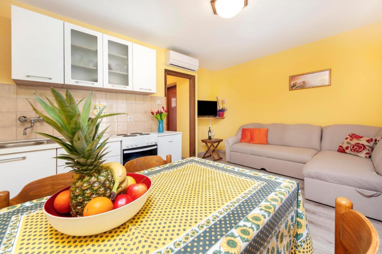 Apartments Adria Rovinj Luaran gambar